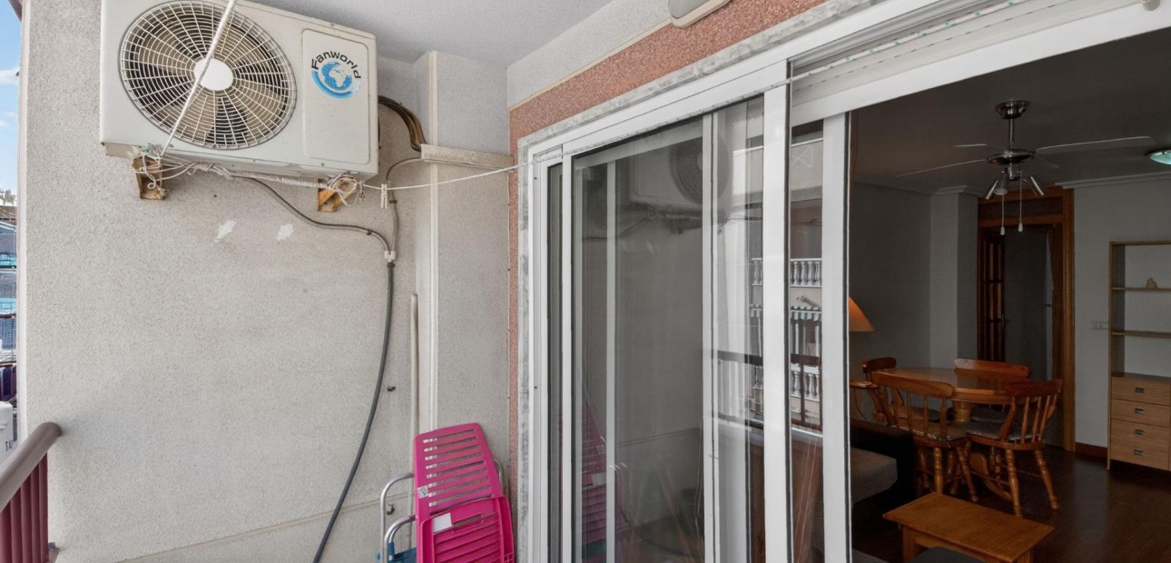 Herverkoop - Appartement / flat -
Torrevieja - Torrevieja - Centre