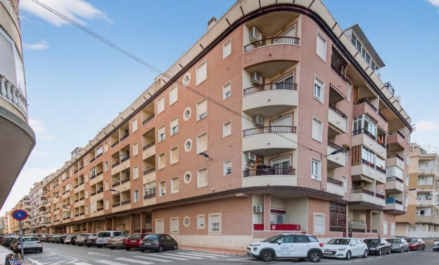 Herverkoop - Appartement / flat -
Torrevieja - Torrevieja - Centre