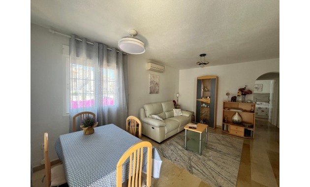 Herverkoop - Quad Villa -
Orihuela Costa - Playa Flamenca