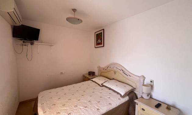Herverkoop - Quad Villa -
Orihuela Costa - Playa Flamenca