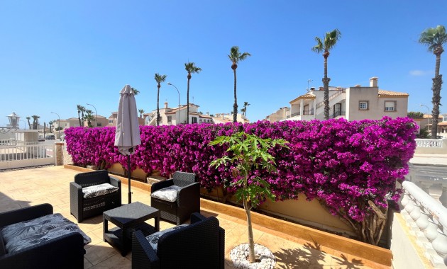 Herverkoop - Quad Villa -
Orihuela Costa - Playa Flamenca