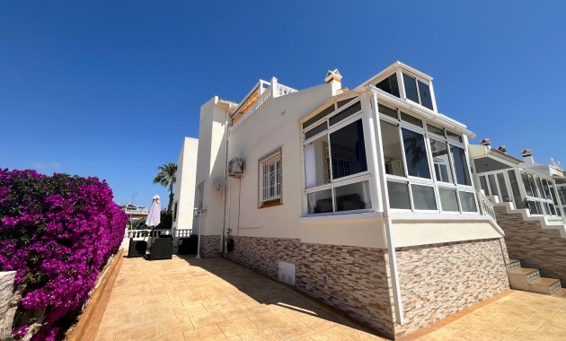 Herverkoop - Quad Villa -
Orihuela Costa - Playa Flamenca