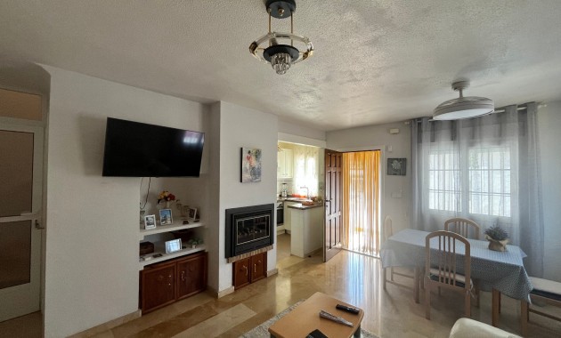 Herverkoop - Quad Villa -
Orihuela Costa - Playa Flamenca