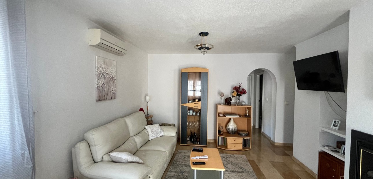 Herverkoop - Quad Villa -
Orihuela Costa - Playa Flamenca