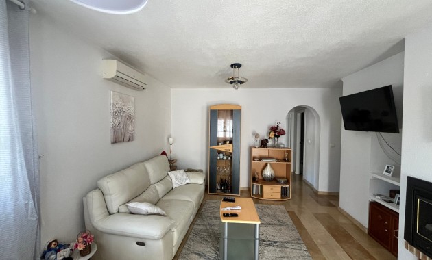 Herverkoop - Quad Villa -
Orihuela Costa - Playa Flamenca