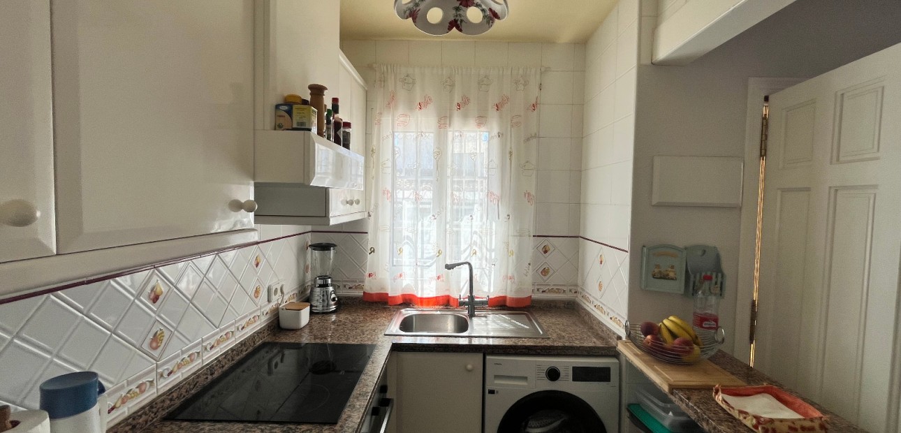Herverkoop - Quad Villa -
Orihuela Costa - Playa Flamenca