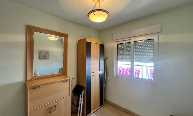 Herverkoop - Quad Villa -
Orihuela Costa - Playa Flamenca