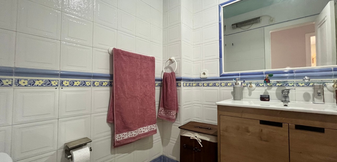 Herverkoop - Quad Villa -
Orihuela Costa - Playa Flamenca