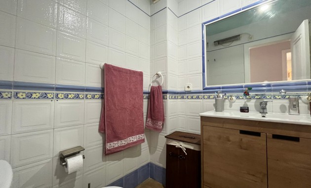 Herverkoop - Quad Villa -
Orihuela Costa - Playa Flamenca