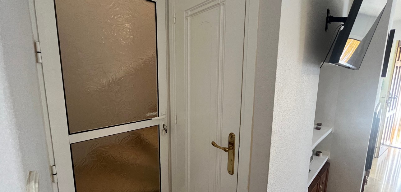Herverkoop - Quad Villa -
Orihuela Costa - Playa Flamenca