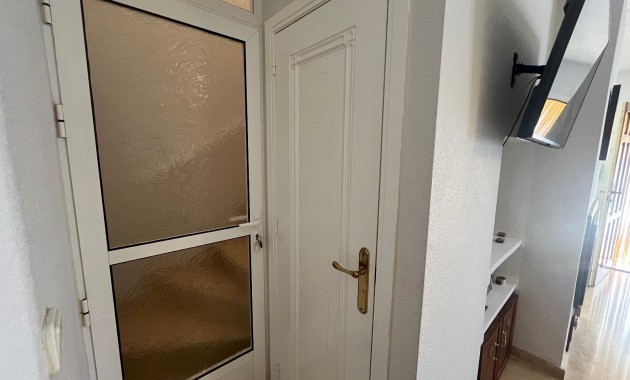 Herverkoop - Quad Villa -
Orihuela Costa - Playa Flamenca