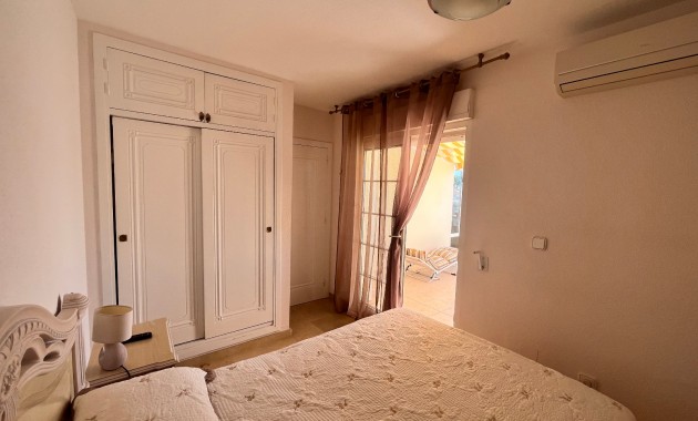 Herverkoop - Quad Villa -
Orihuela Costa - Playa Flamenca