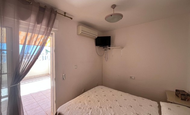 Herverkoop - Quad Villa -
Orihuela Costa - Playa Flamenca