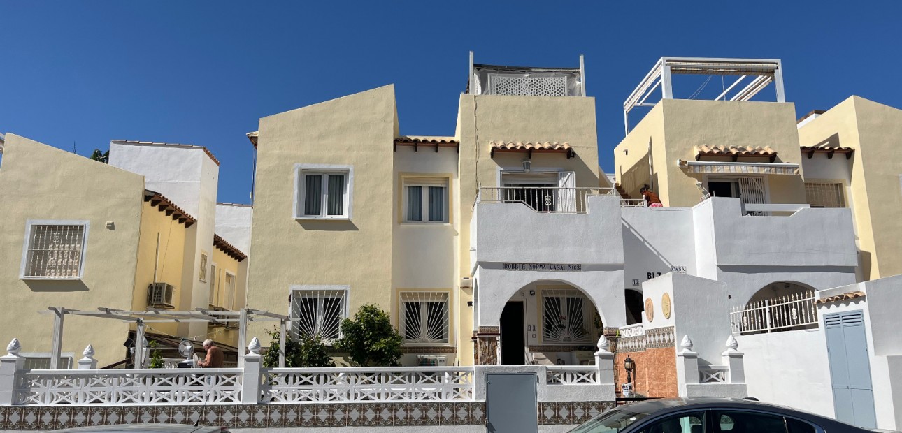 Herverkoop - Appartement / flat -
Orihuela Costa - Villamartin