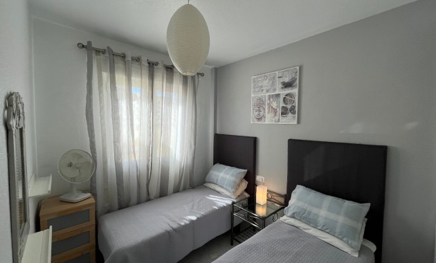 Herverkoop - Appartement / flat -
Orihuela Costa - Villamartin