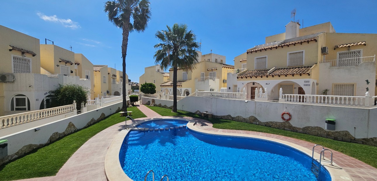 Herverkoop - Appartement / flat -
Orihuela Costa - Villamartin