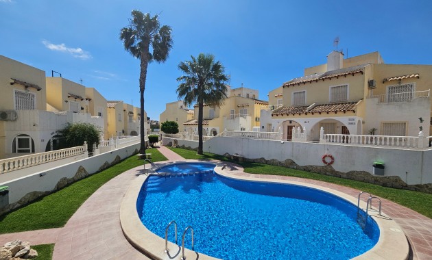 Herverkoop - Appartement / flat -
Orihuela Costa - Villamartin