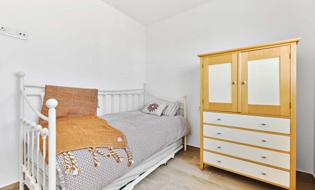 Herverkoop - Appartement / flat -
Pilar de La Horadada - Pilar de La Horadada - Town