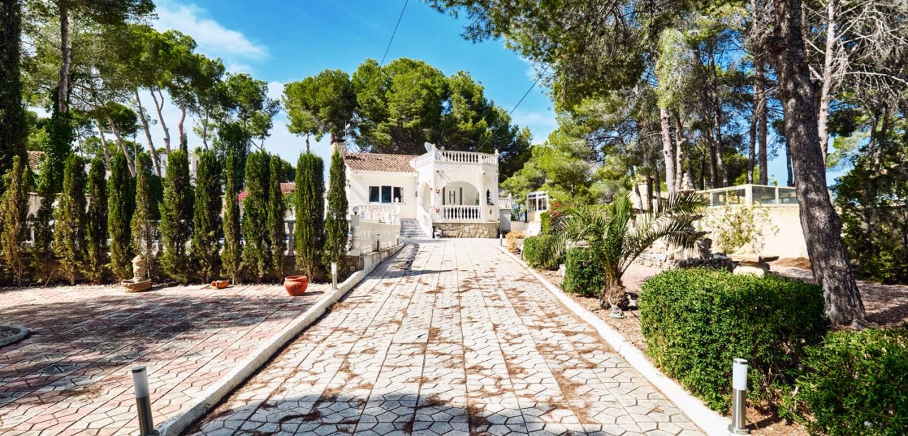 Herverkoop - Detached Villa -
Pinar de Campoverde - Pinar de Campoverde - Village