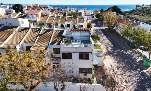 Herverkoop - Quad Villa -
Orihuela Costa - Mil Palmeras
