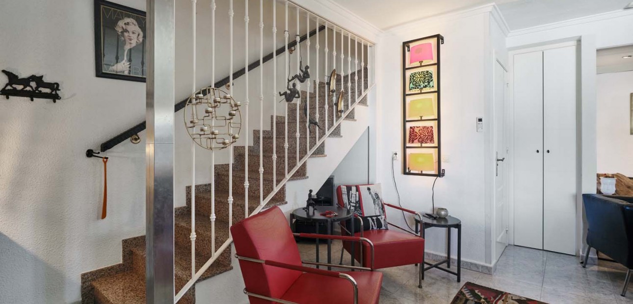 Herverkoop - Quad Villa -
Orihuela Costa - Mil Palmeras