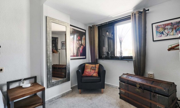 Herverkoop - Quad Villa -
Orihuela Costa - Mil Palmeras