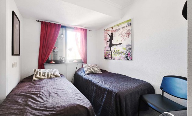Herverkoop - Quad Villa -
Orihuela Costa - Mil Palmeras
