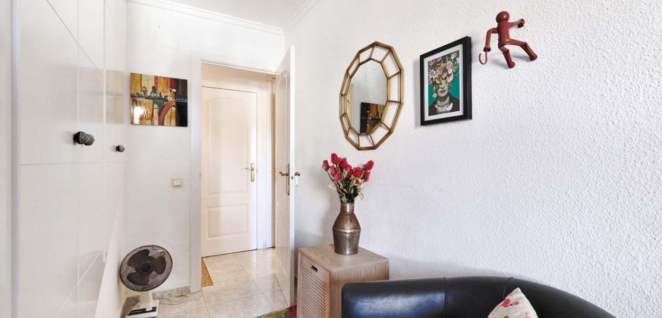 Herverkoop - Quad Villa -
Orihuela Costa - Mil Palmeras