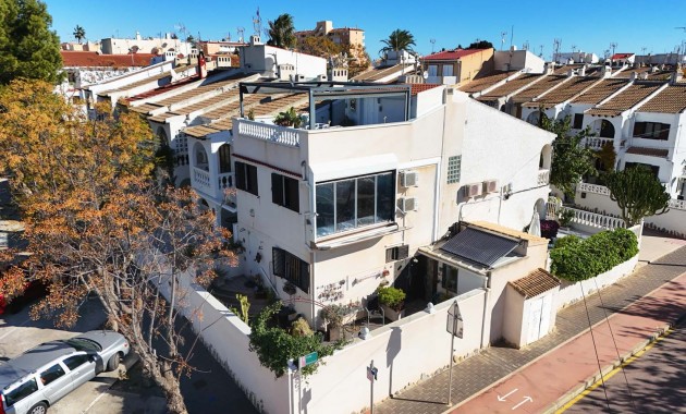 Herverkoop - Quad Villa -
Orihuela Costa - Mil Palmeras