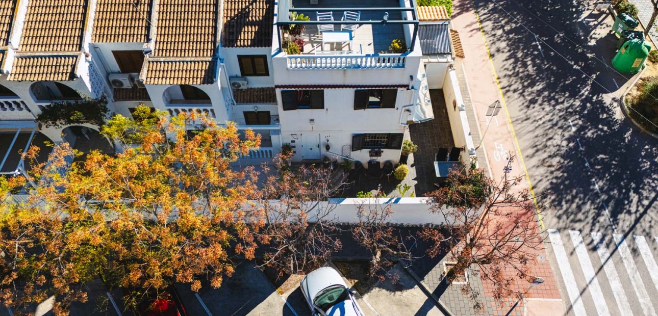 Herverkoop - Quad Villa -
Orihuela Costa - Mil Palmeras