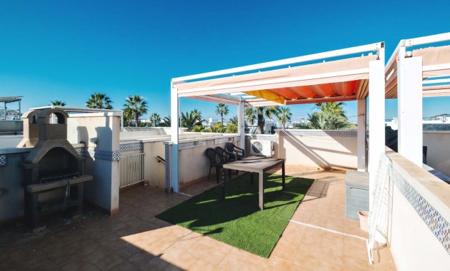 Herverkoop - Herenhuis -
Orihuela Costa - Villamartin