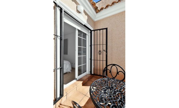 Herverkoop - Detached Villa -
Pinar de Campoverde - Pinar de Campoverde - Village