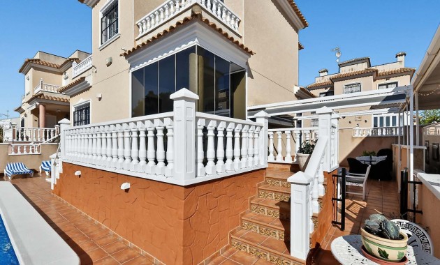 Herverkoop - Detached Villa -
Pinar de Campoverde - Pinar de Campoverde - Village
