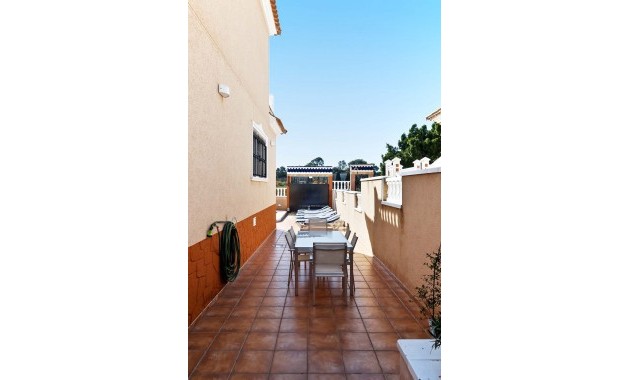 Herverkoop - Detached Villa -
Pinar de Campoverde - Pinar de Campoverde - Village