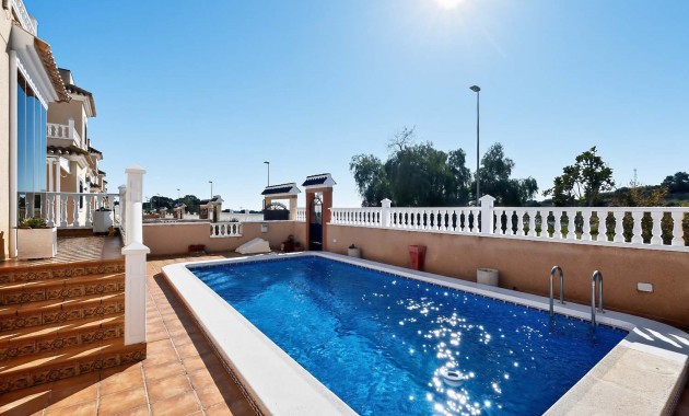 Herverkoop - Detached Villa -
Pinar de Campoverde - Pinar de Campoverde - Village