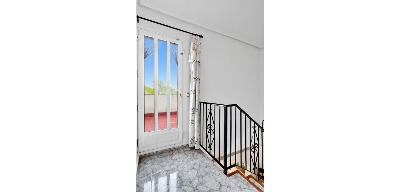 Herverkoop - Detached Villa -
Pinar de Campoverde - Pinar de Campoverde - Village