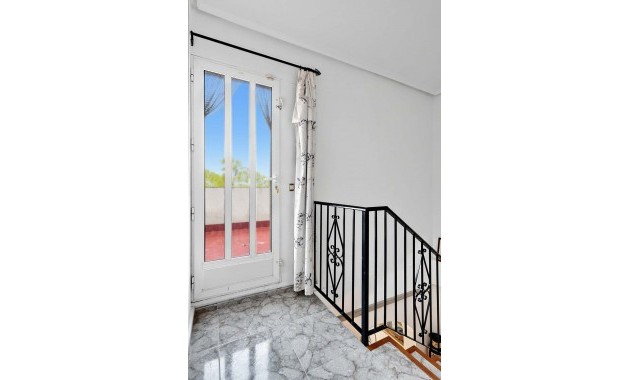 Herverkoop - Detached Villa -
Pinar de Campoverde - Pinar de Campoverde - Village