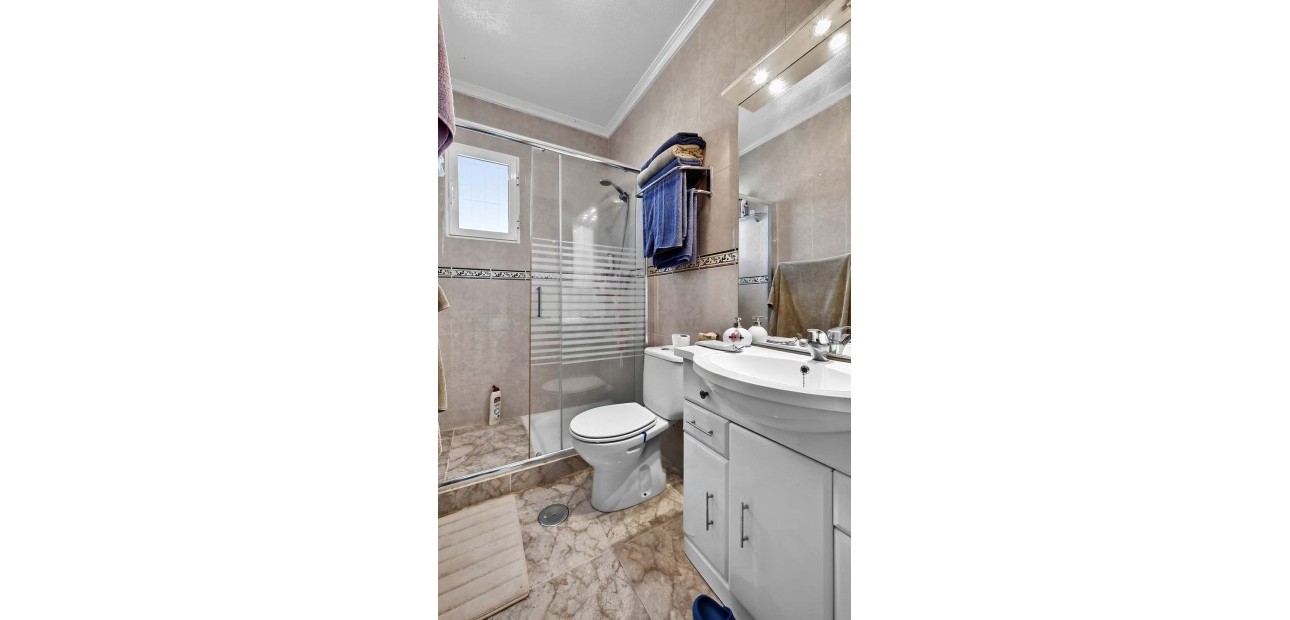 Herverkoop - Detached Villa -
Pinar de Campoverde - Pinar de Campoverde - Village