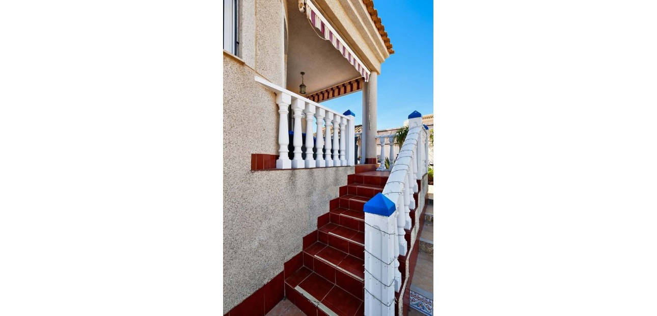 Herverkoop - Detached Villa -
Pinar de Campoverde - Pinar de Campoverde - Village