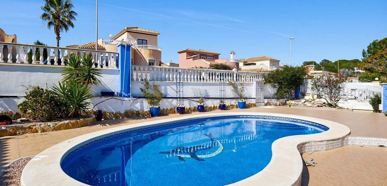 Herverkoop - Detached Villa -
Pinar de Campoverde - Pinar de Campoverde - Village