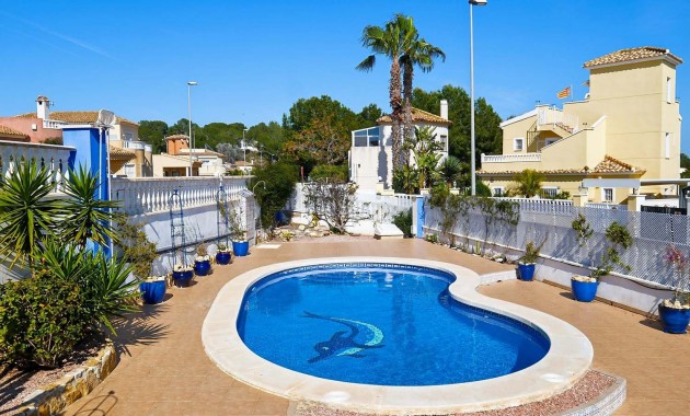 Herverkoop - Detached Villa -
Pinar de Campoverde - Pinar de Campoverde - Village