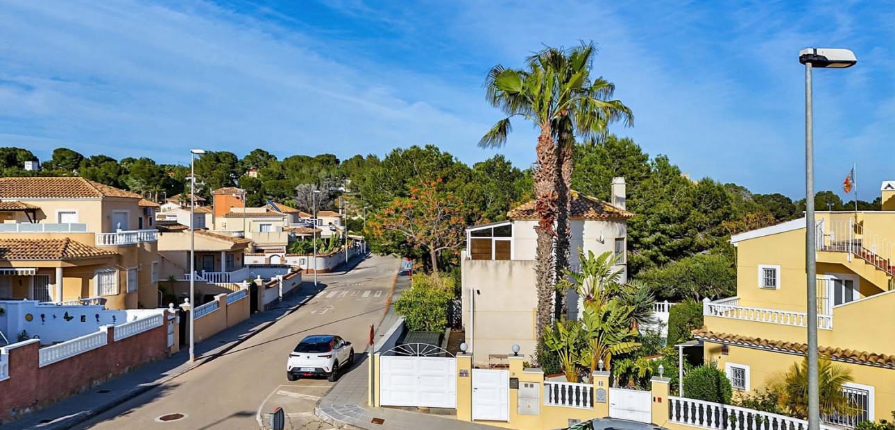 Herverkoop - Detached Villa -
Pinar de Campoverde - Pinar de Campoverde - Village