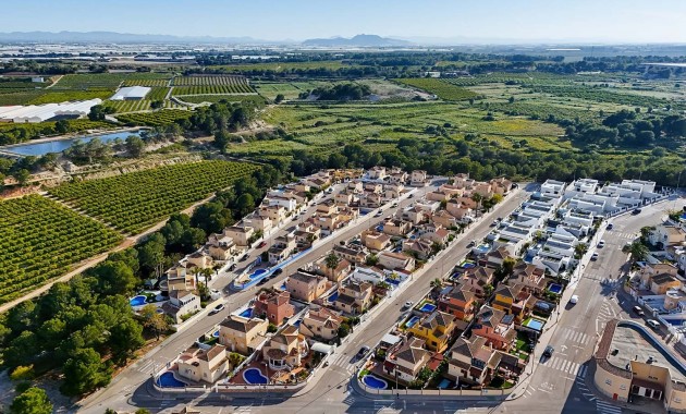 Herverkoop - Detached Villa -
Pinar de Campoverde - Pinar de Campoverde - Village