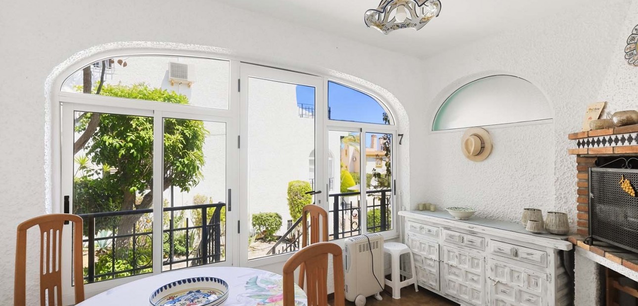 Herverkoop - Herenhuis -
Orihuela Costa - Cabo Roig