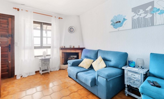 Herverkoop - Herenhuis -
Orihuela Costa - Cabo Roig