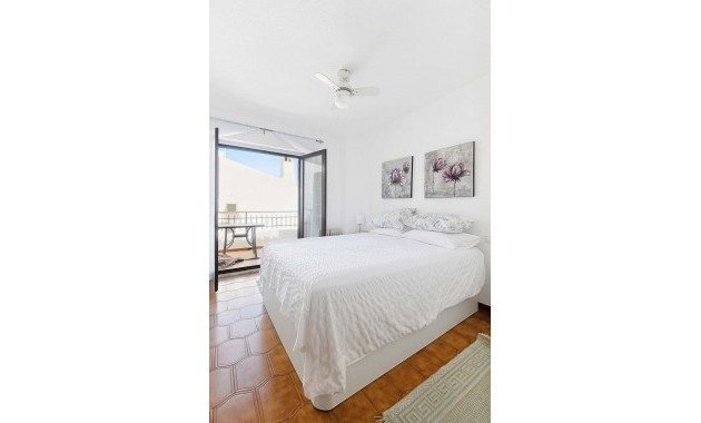 Herverkoop - Herenhuis -
Orihuela Costa - Cabo Roig