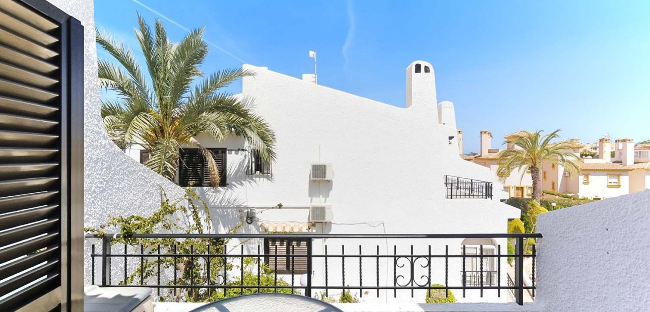 Herverkoop - Herenhuis -
Orihuela Costa - Cabo Roig