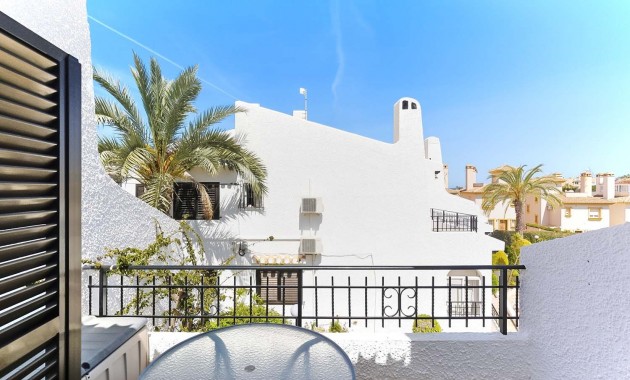 Herverkoop - Herenhuis -
Orihuela Costa - Cabo Roig