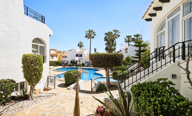Herverkoop - Herenhuis -
Orihuela Costa - Cabo Roig