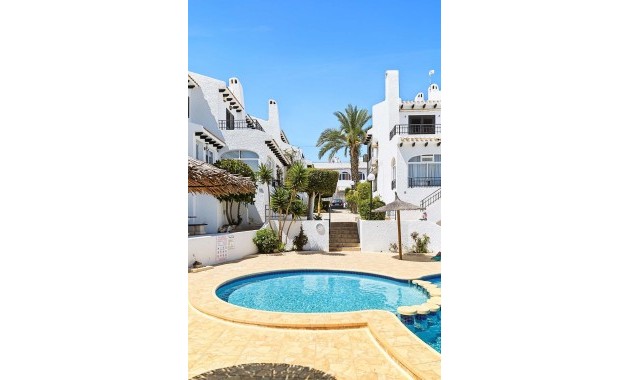 Herverkoop - Herenhuis -
Orihuela Costa - Cabo Roig